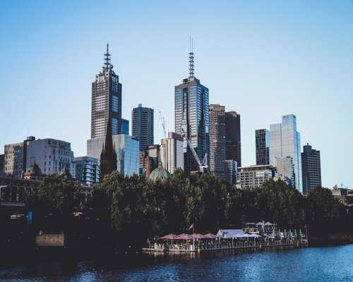 Melbourne city skyline representing an Australian urban lifestyle and stay destination